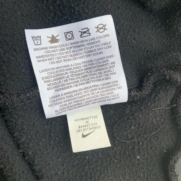 Nike DriFit Hoodie (M) Men’s - Picture 7 of 7